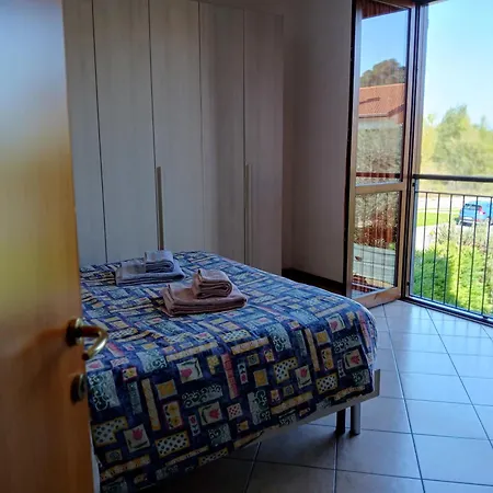 아파트 Flat Laura